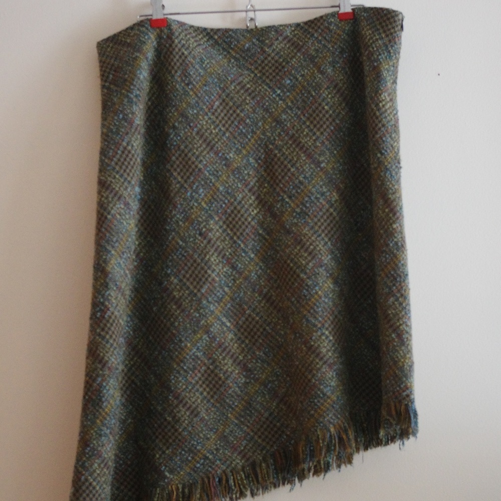 Vintage asimetrical tweed skirt
